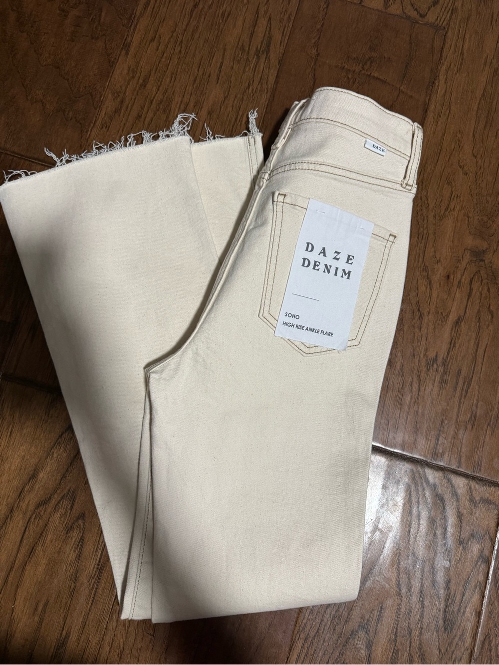 DAZE Denim Women's Cream High-Rise Flare Jeans